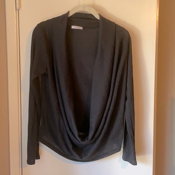 TeenBell Sweaters - The PERFECT Sexy Black Sweater! Size Medium 🤩